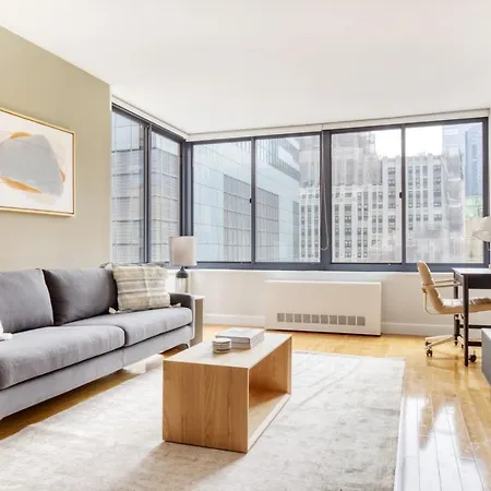 Midtown 1Br W Dm Elevator Gym Nr Times Sq Nyc-798 Apartment